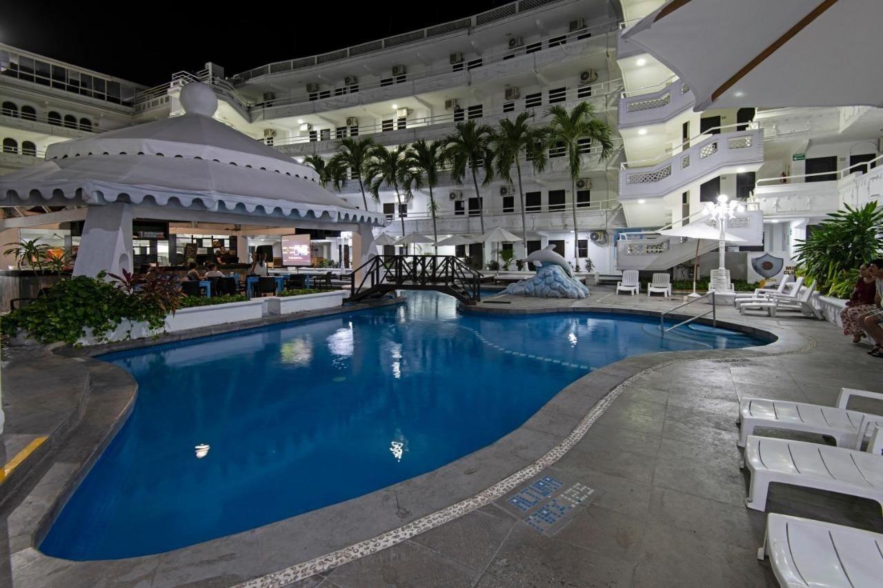 Hotel Fiesta Mexicana Manzanillo Buitenkant foto
