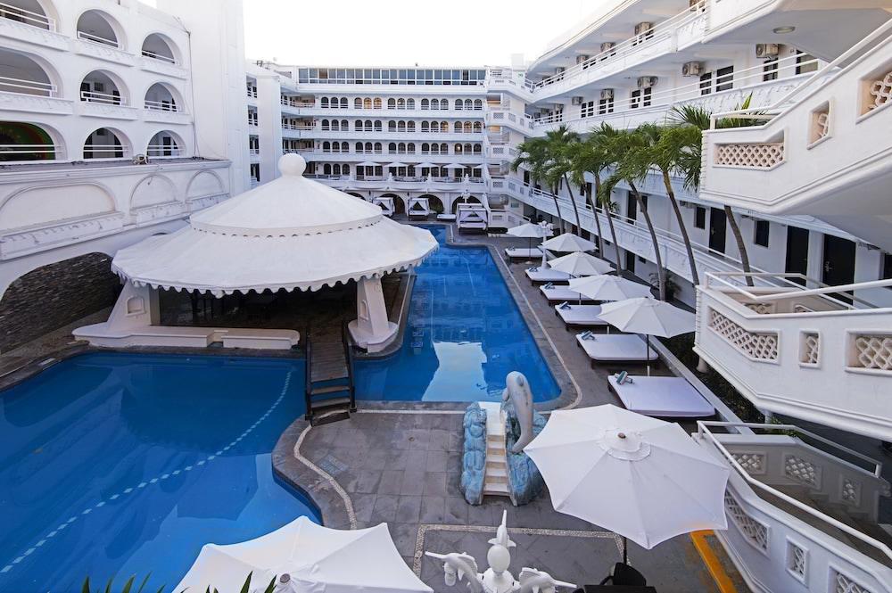 Hotel Fiesta Mexicana Manzanillo Buitenkant foto