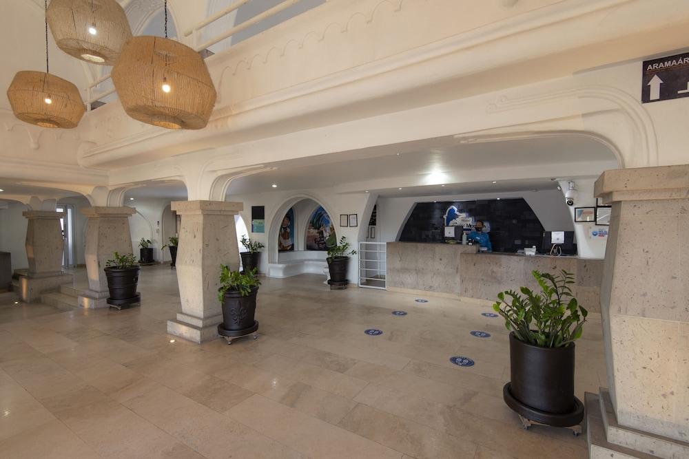 Hotel Fiesta Mexicana Manzanillo Buitenkant foto